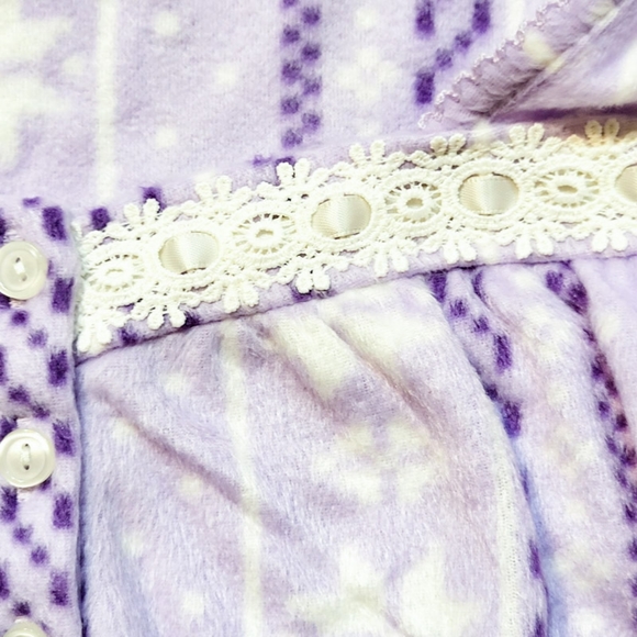 Adonna Purple and White Striped Fleece Long Sleeve Nightgown Women's Size 3X - Picture 10 of 10